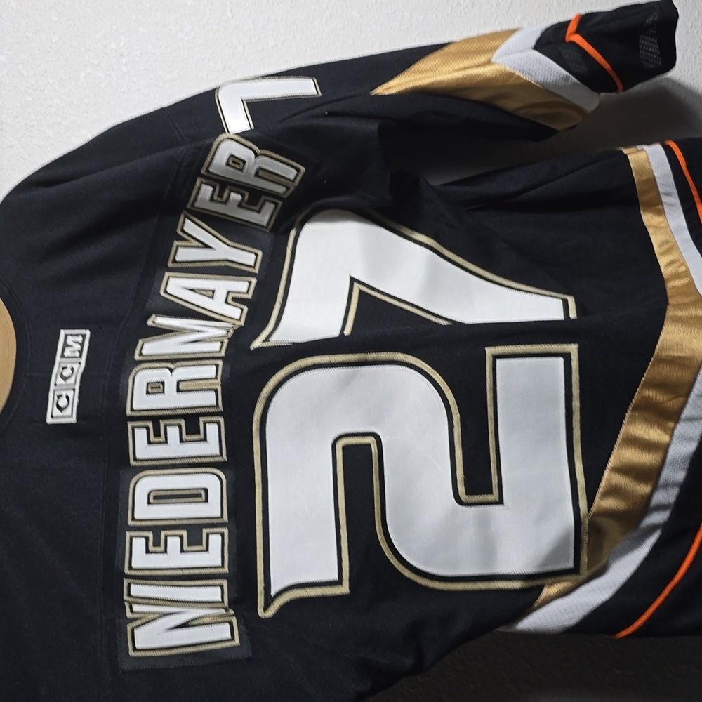 Anaheim Mighty Ducks Scott Niedermayer Team Issued Authentic NHL Hockey Jersey - Picture 2 of 5